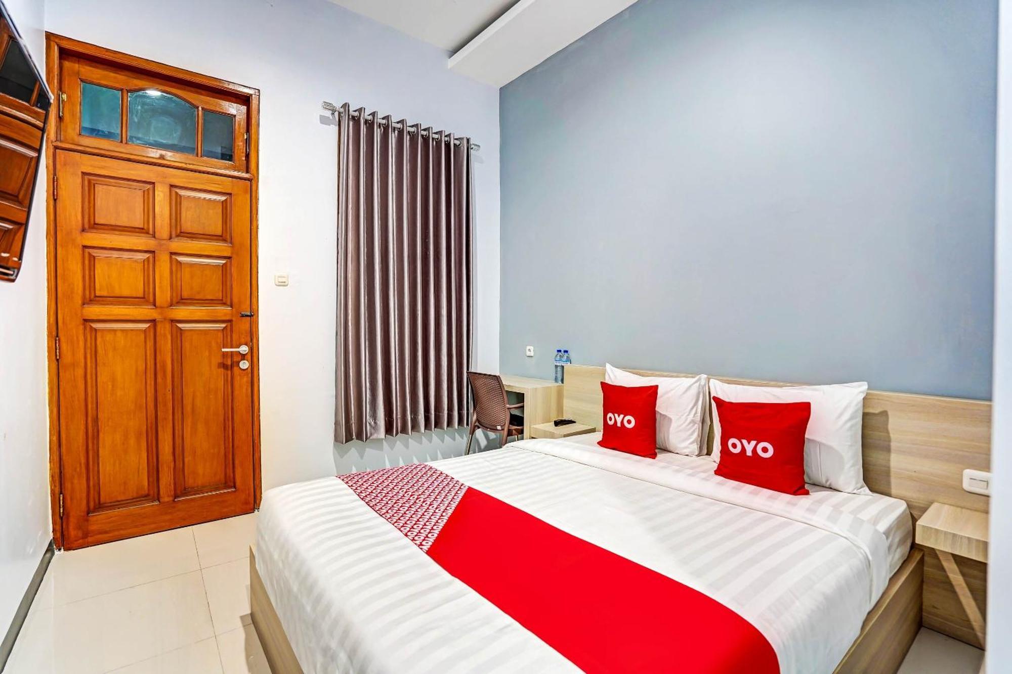 Oyo 90891 Parang Kusumo Residence Krembangan Ngoại thất bức ảnh